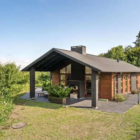 Andri - 600m To The Fjord By Interhome Feriehus Logstor
