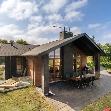 Andri - 600m To The Fjord By Interhome Feriehus *